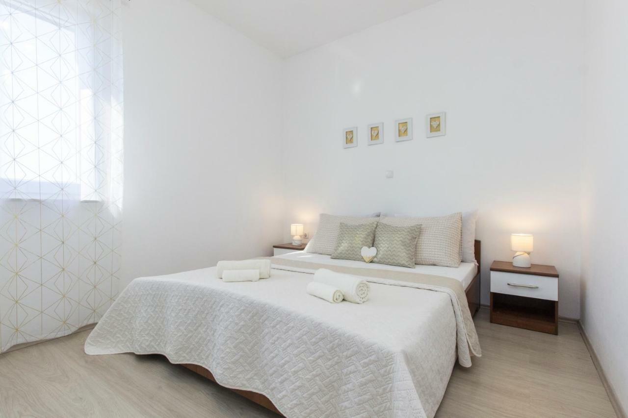 Apartment Pianino Бродариця Екстер'єр фото