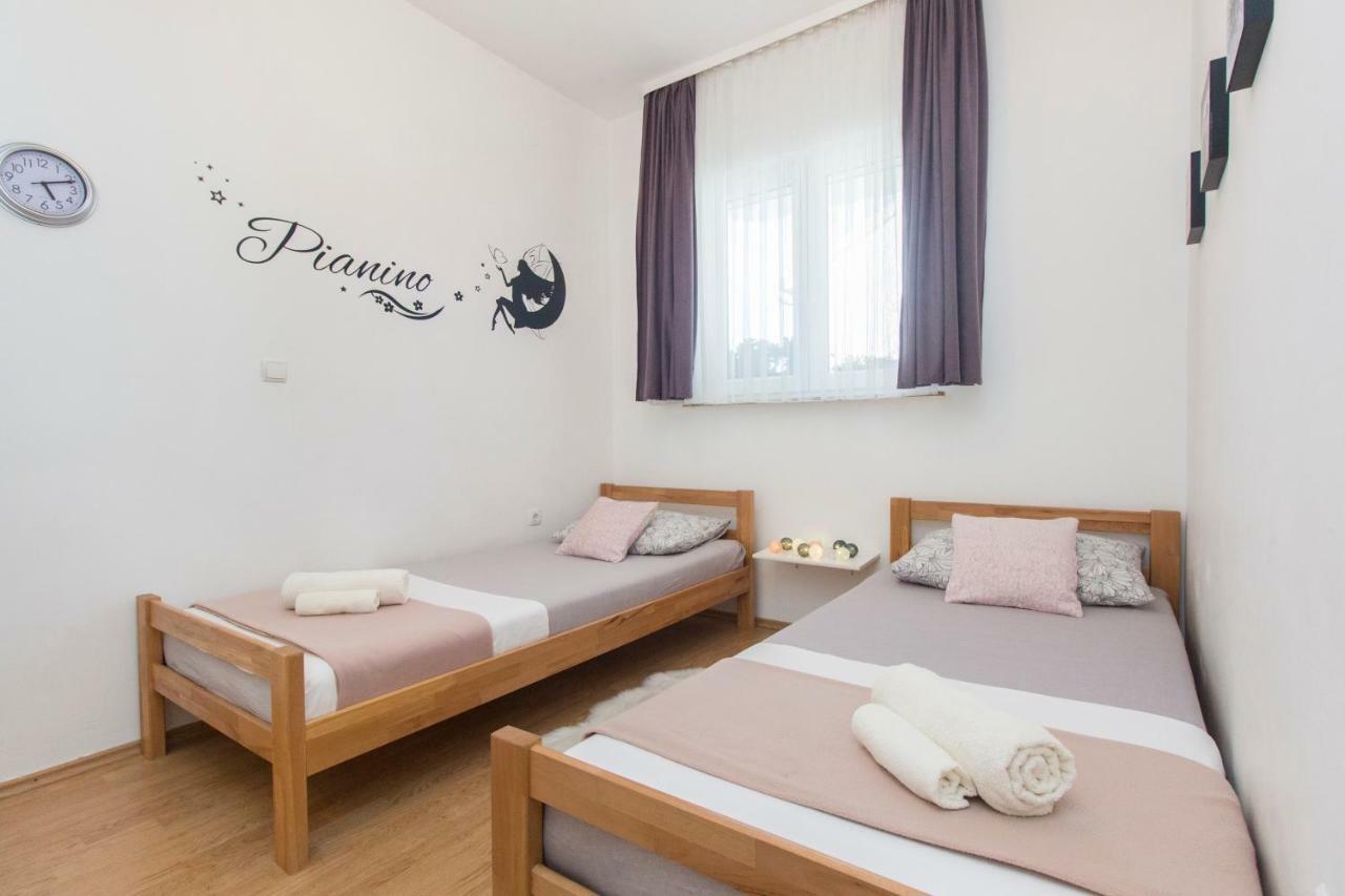Apartment Pianino Бродариця Екстер'єр фото