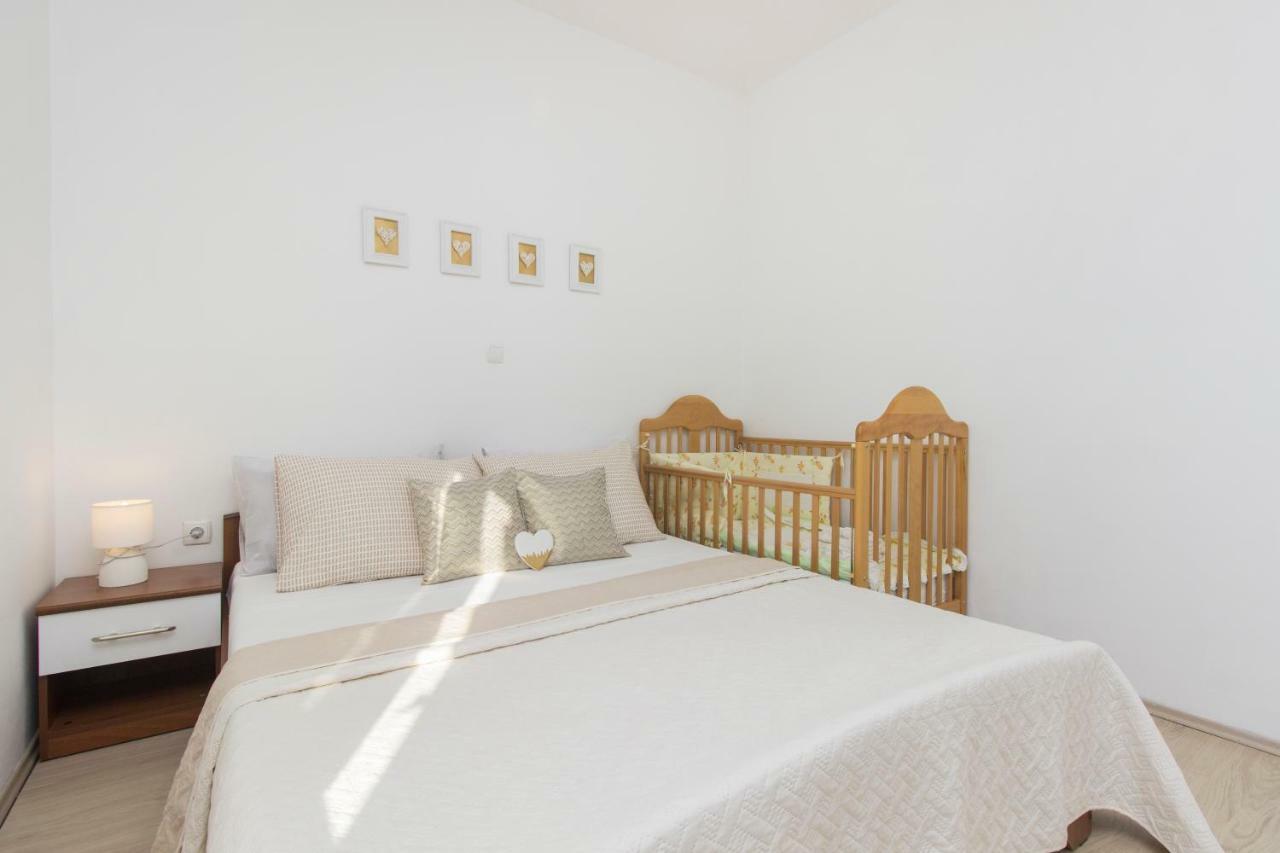 Apartment Pianino Бродариця Екстер'єр фото