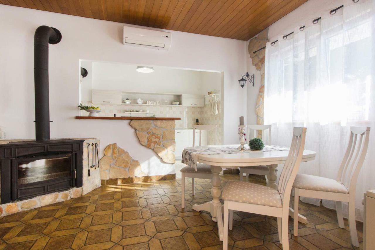 Apartment Pianino Бродариця Екстер'єр фото