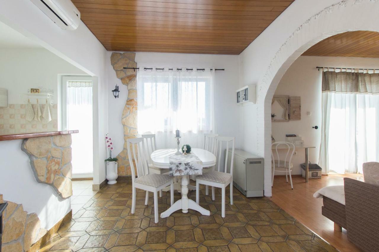 Apartment Pianino Бродариця Екстер'єр фото